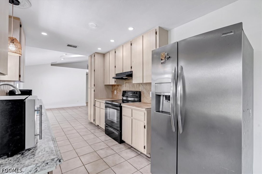 3 Bed Pool Home for Sale in Naples, photo 35