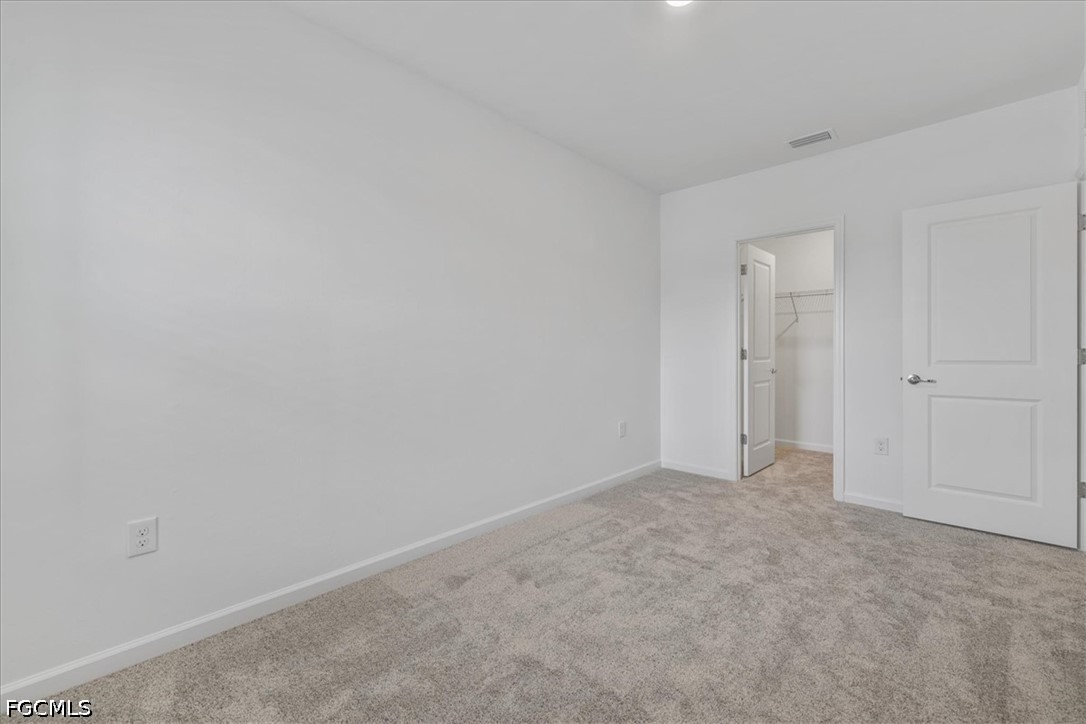 3 Bed SingleFamilyResidence for Sale in Cape Coral, photo 35