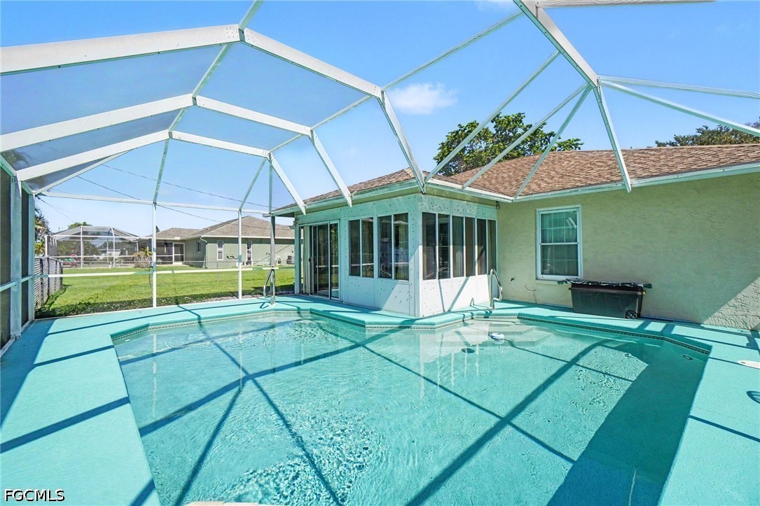 3 Bed Pool Home for Sale in Cape Coral, photo 35