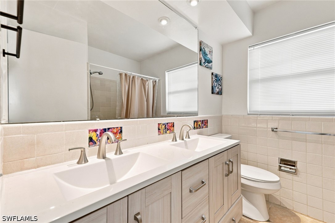 2 Bed Pool Home for Sale in Cape Coral, photo 35