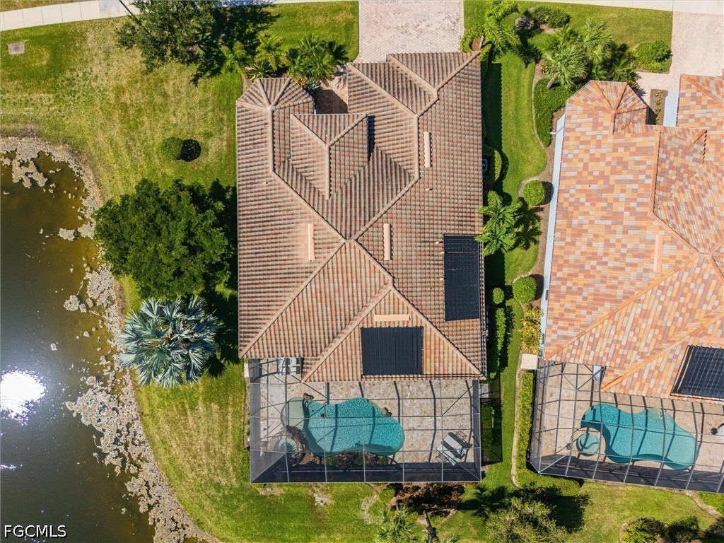 3 Bed Pool Home for Sale in Somerset, photo 35