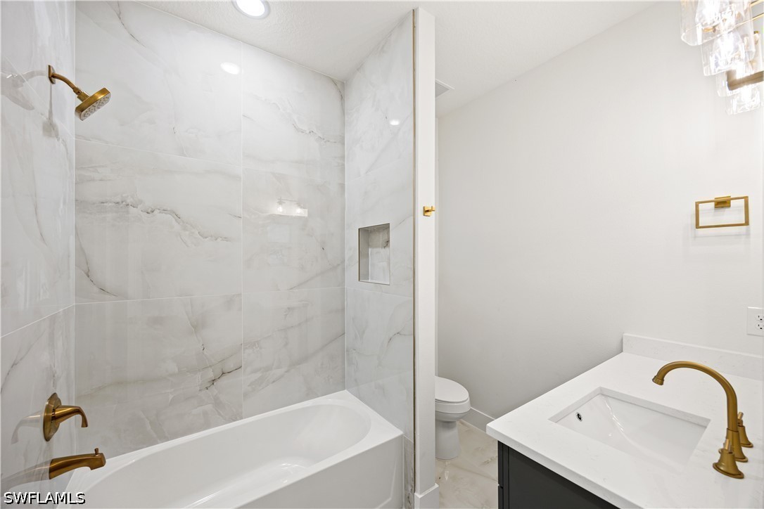 3 Bed SingleFamilyResidence for Sale in North Port, photo 35