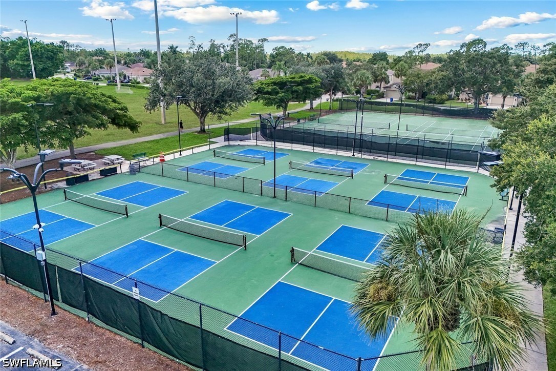 2 Bed Condominium for Sale in Stoneybrook, photo 35