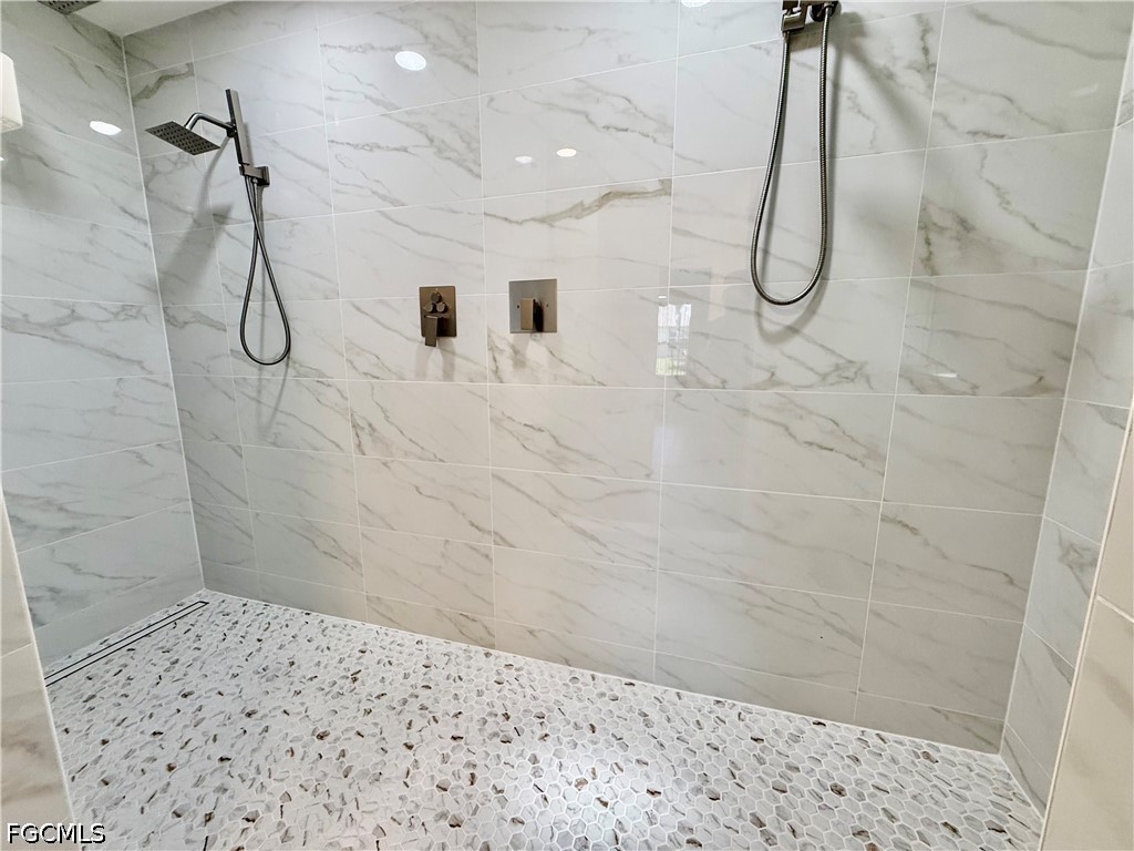 3 Bed Pool Home for Sale in Lehigh Acres, photo 35