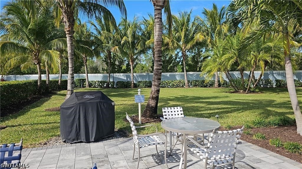 3 Bed Attached for Sale in Naples, photo 35