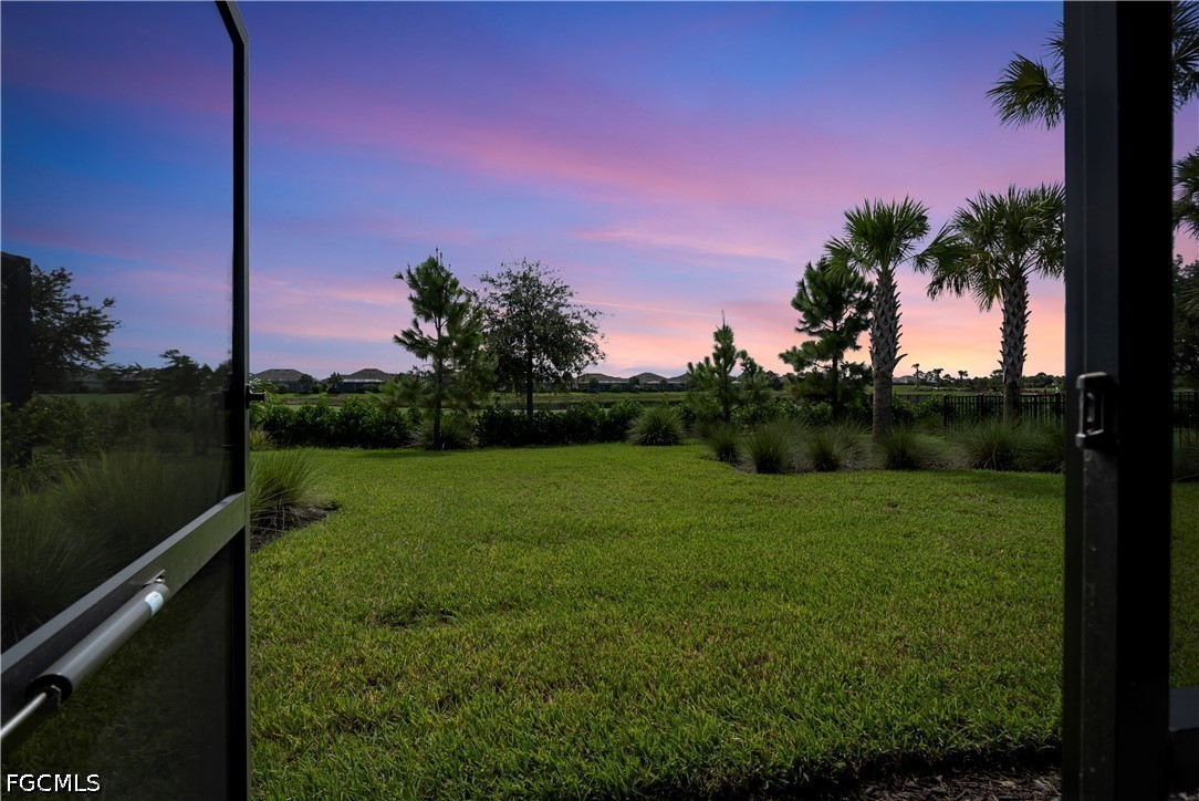 3 Bed SingleFamilyResidence for Sale in Northridge, photo 35