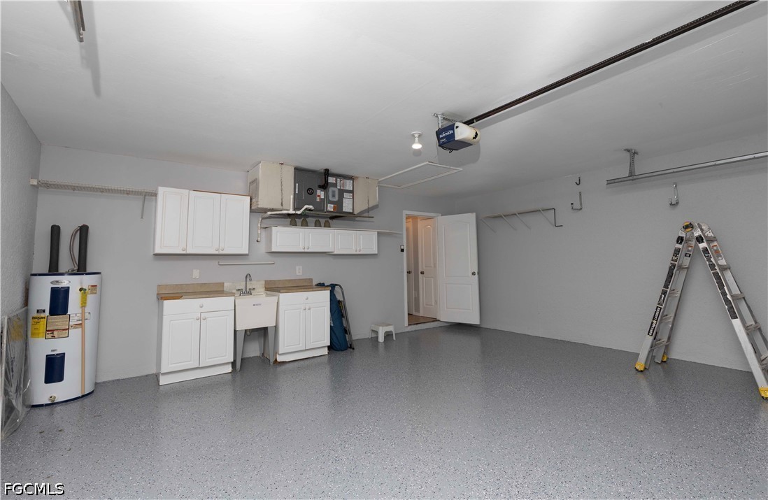 3 Bed SingleFamilyResidence for Sale in Lehigh Acres, photo 35