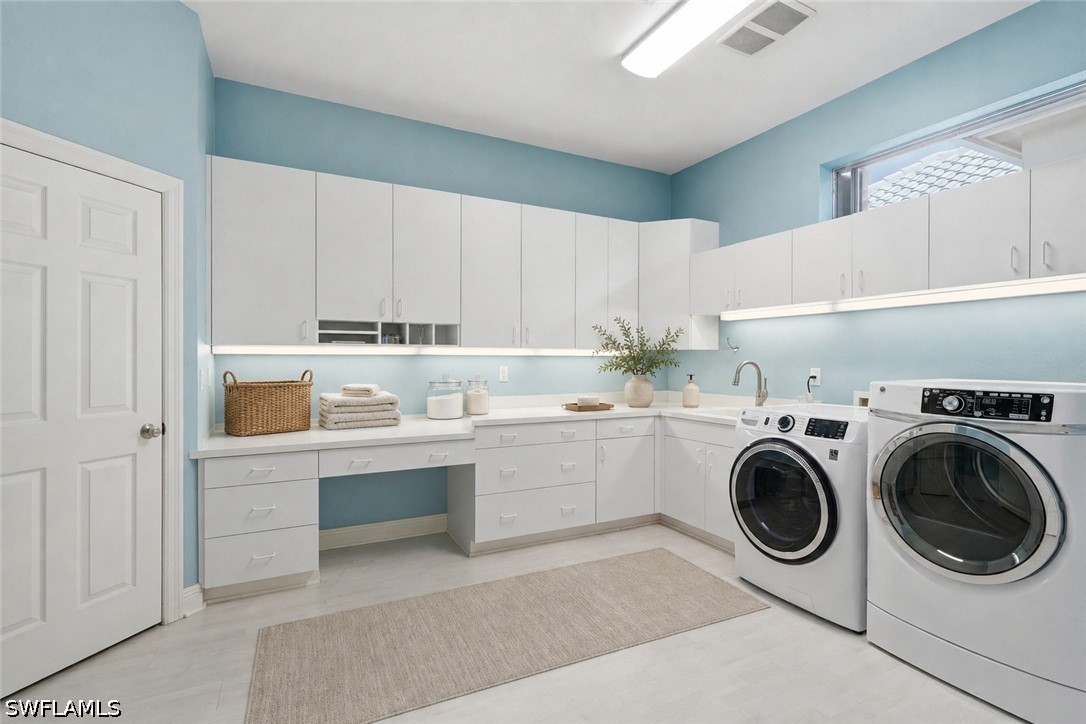 3 Bed Pool Home for Sale in Sanctuary, photo 35
