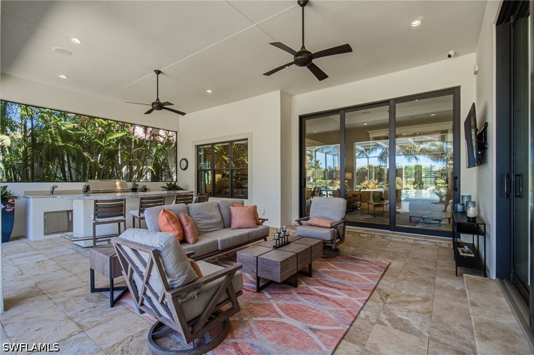 3 Bed Pool Home for Sale in Cabreo, photo 35