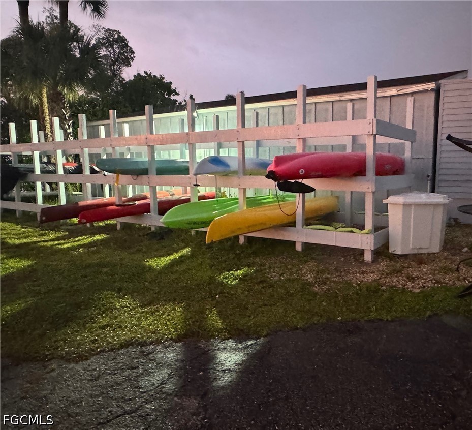 1 Bed Waterfront Home for Sale in Fort Myers, photo 35