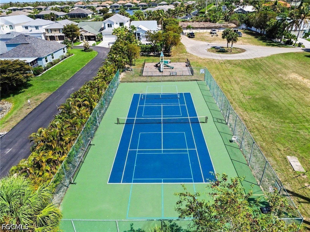 2 Bed Waterfront Home for Sale in Fort Myers, photo 35