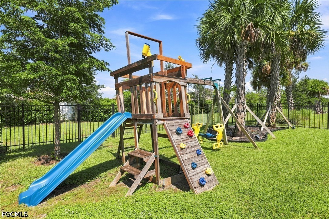 3 Bed SingleFamilyResidence for Sale in Alva, photo 35