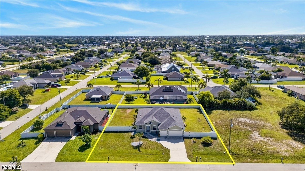 4 Bed SingleFamilyResidence for Sale in Cape Coral, photo 35