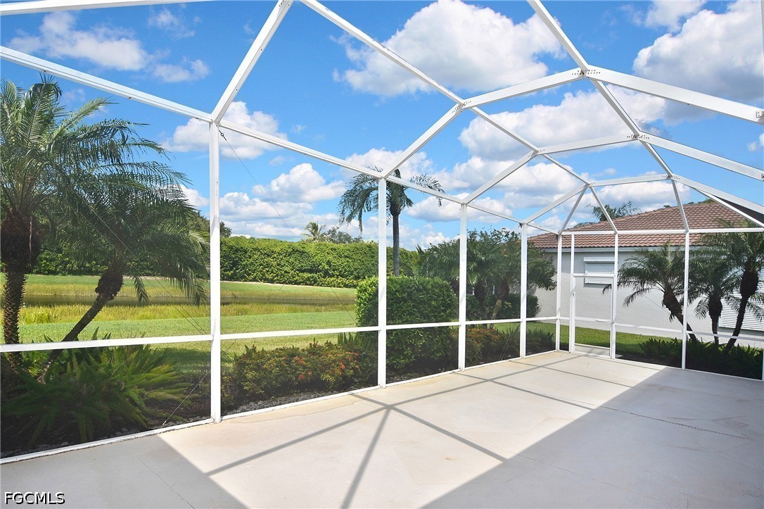 2 Bed Waterfront Home for Sale in Lakemont, photo 35