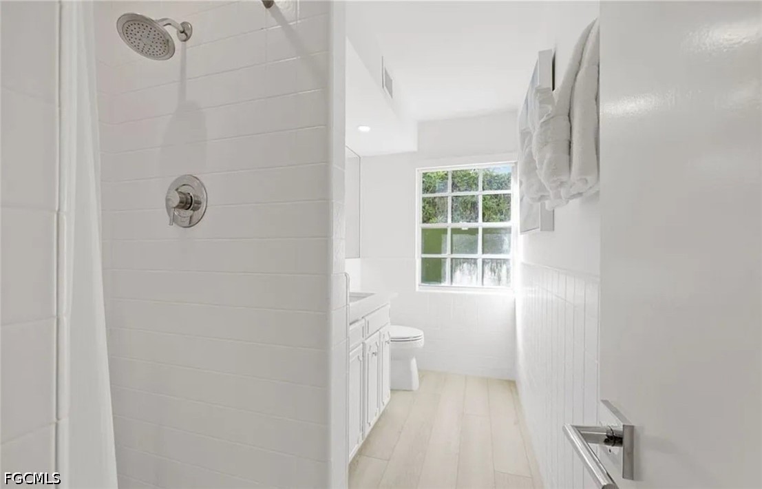3 Bed SingleFamilyResidence for Sale in Naples, photo 35