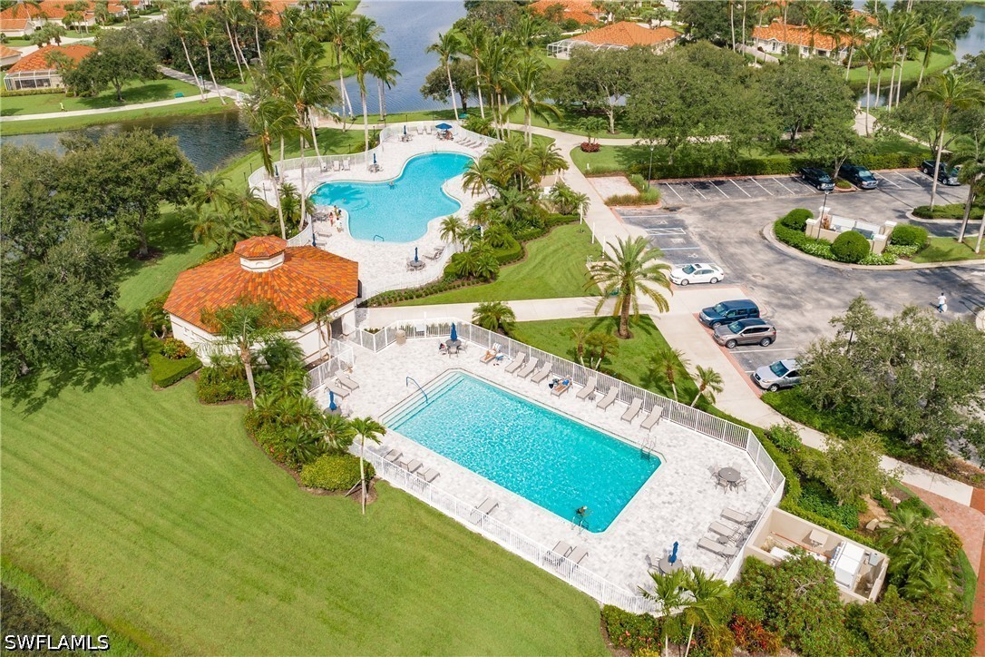 2 Bed Waterfront Home for Sale in Village Walk, photo 35