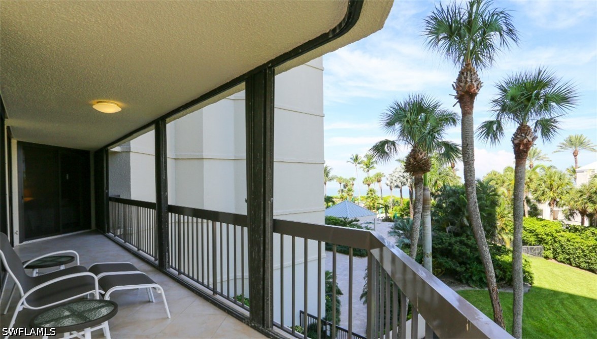 2 Bed Waterfront Home for Sale in Park Shore, photo 35