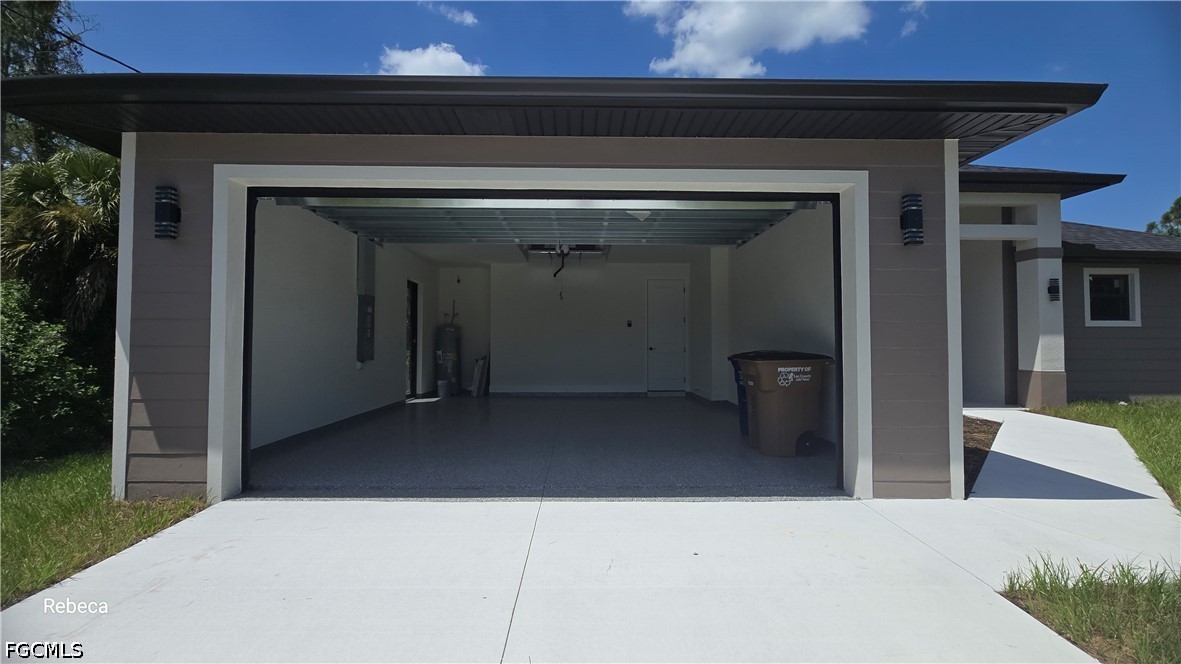4 Bed SingleFamilyResidence for Sale in Lehigh Acres, photo 35