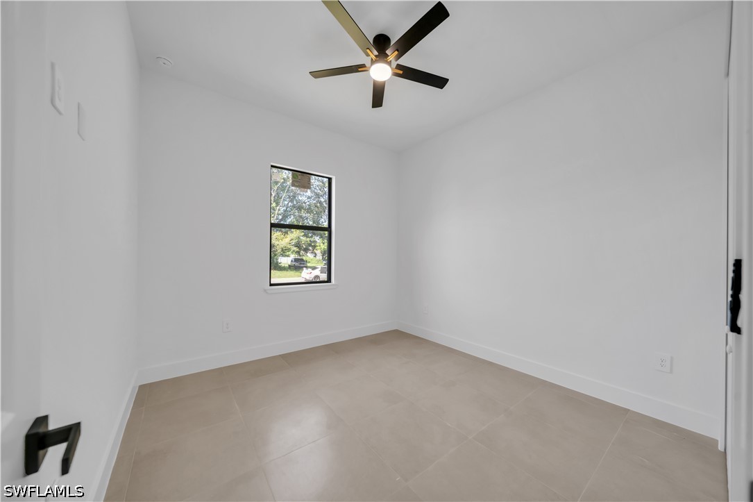 3 Bed SingleFamilyResidence for Sale in Lehigh Acres, photo 35