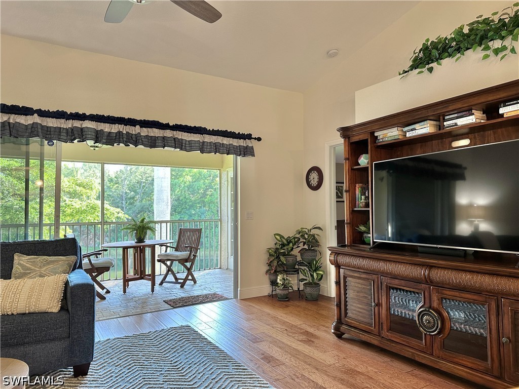 2 Bed Waterfront Home for Sale in Dover Place, photo 35