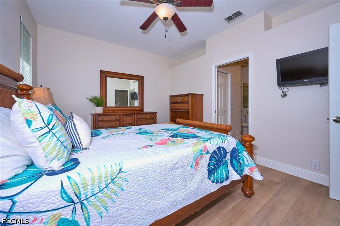 2 Bed Waterfront Home for Sale in Fort Myers, photo 35