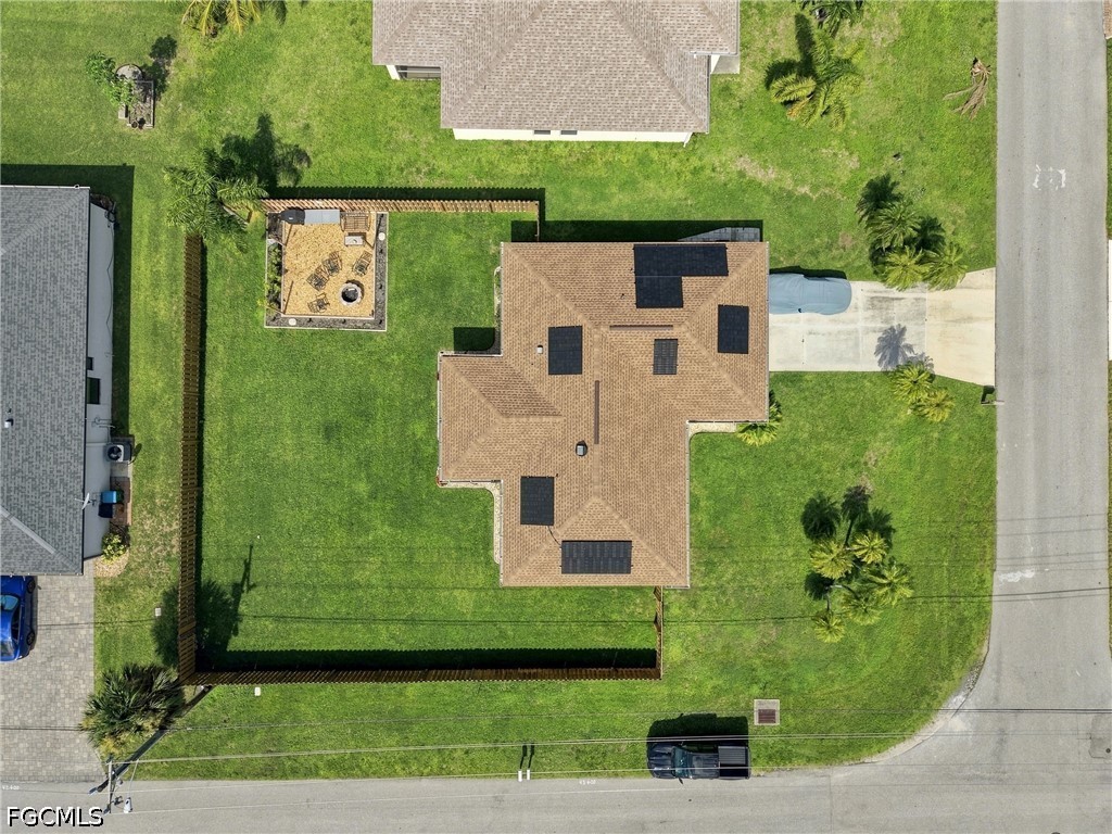 3 Bed SingleFamilyResidence for Sale in Cape Coral, photo 35