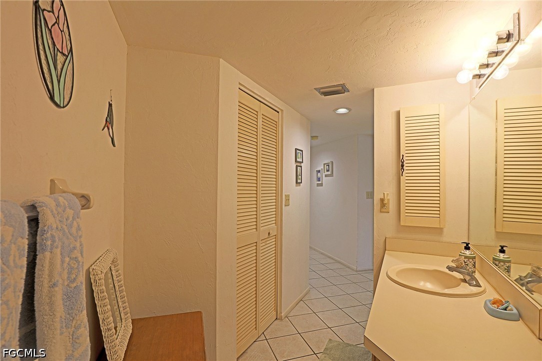 2 Bed Condominium for Sale in Villages, photo 35