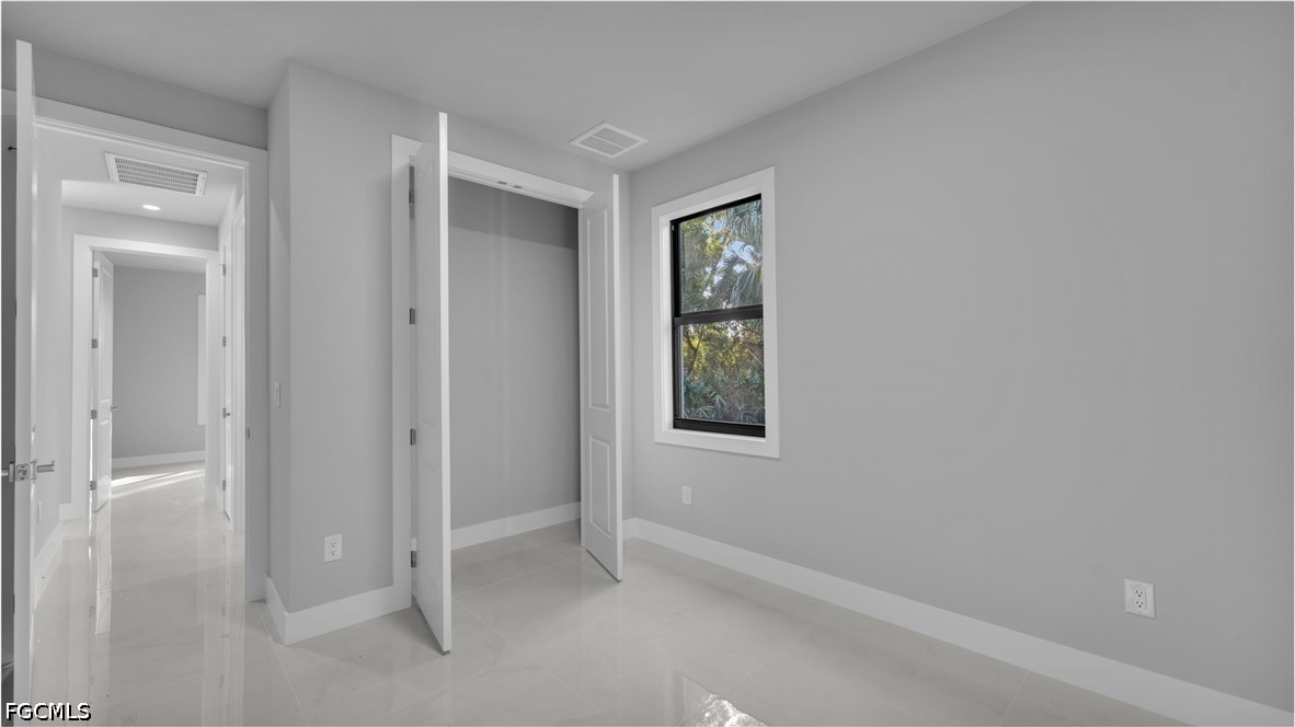 3 Bed SingleFamilyResidence for Sale in Lehigh Acres, photo 35