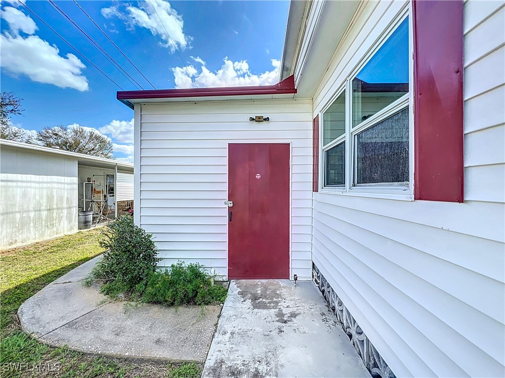 2 Bed ManufacturedHome for Sale in Mobile Manor, FL, $75,000 — photo 36