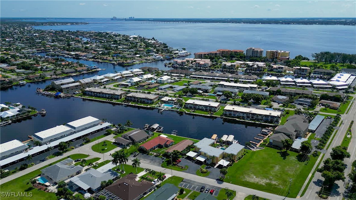 2 Bed Waterfront Home for Sale in Cape Coral, FL, $189,000 — photo 36
