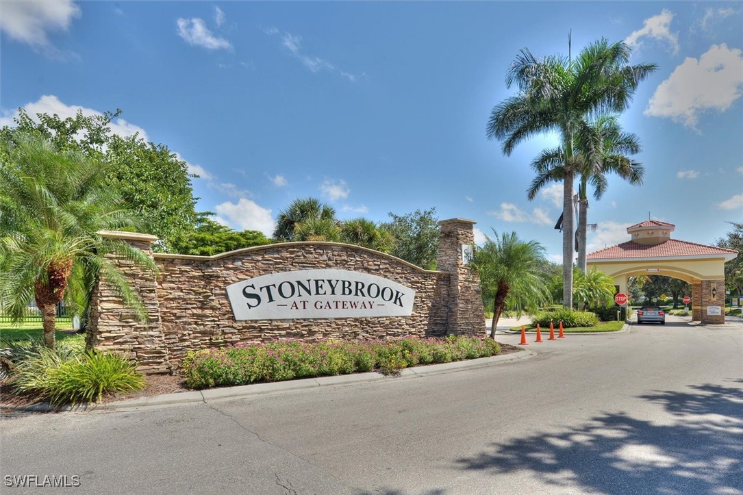 4 Bed Pool Home for Sale in Stoneybrook, photo 36