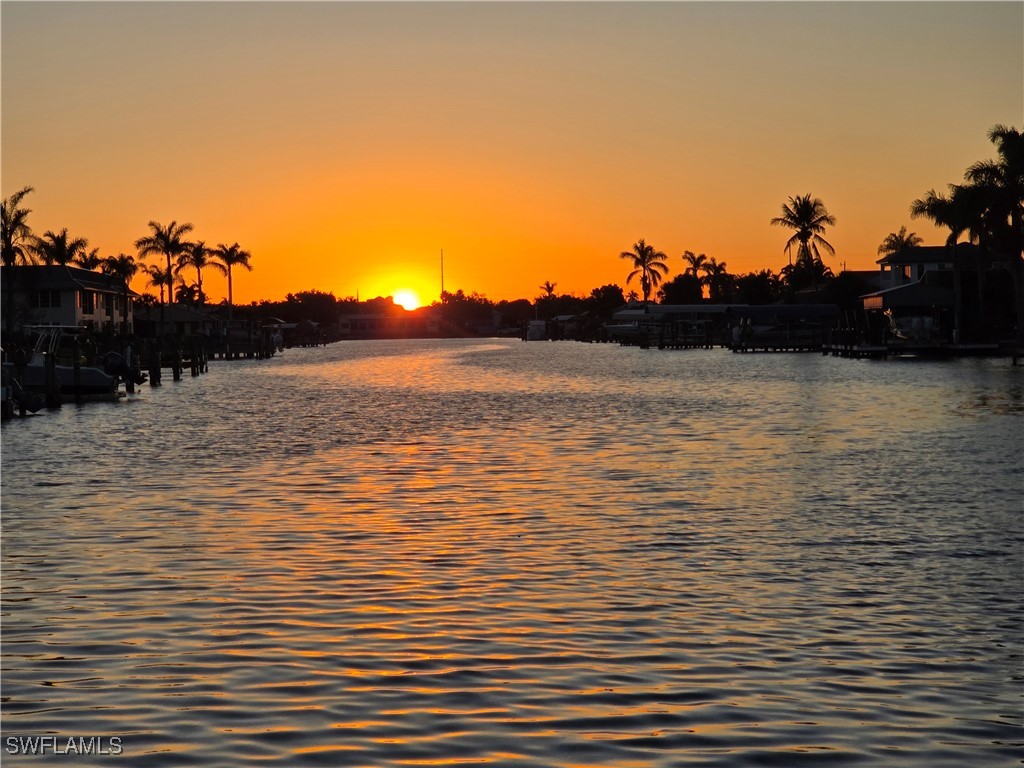 2 Bed Waterfront Home for Sale in Cape Coral, FL, $198,000 — photo 36