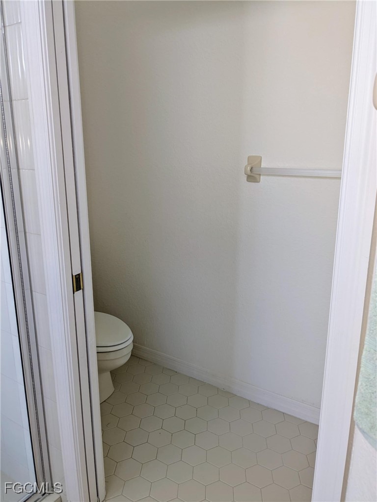 3 Bed SingleFamilyResidence for Sale in Seminole, FL — photo 36