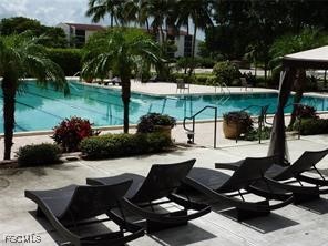 3 Bed Condominium for Sale in Schooner Village, photo 36