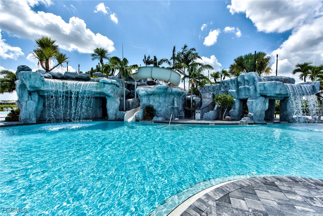 4 Bed SingleFamilyResidence for Sale in Estero, photo 36