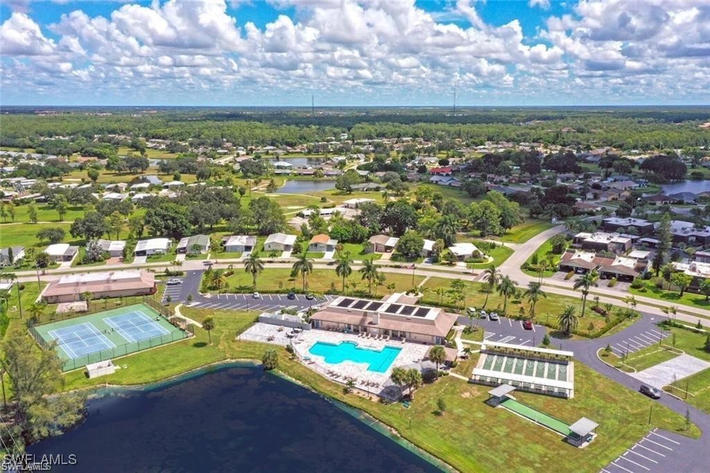 2 Bed ManufacturedHome for Sale in Naples, photo 36