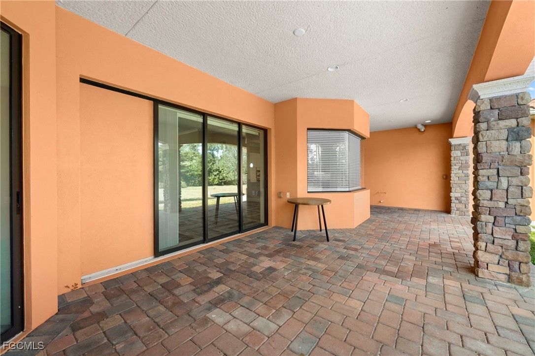 3 Bed SingleFamilyResidence for Sale in Lehigh Acres, photo 36