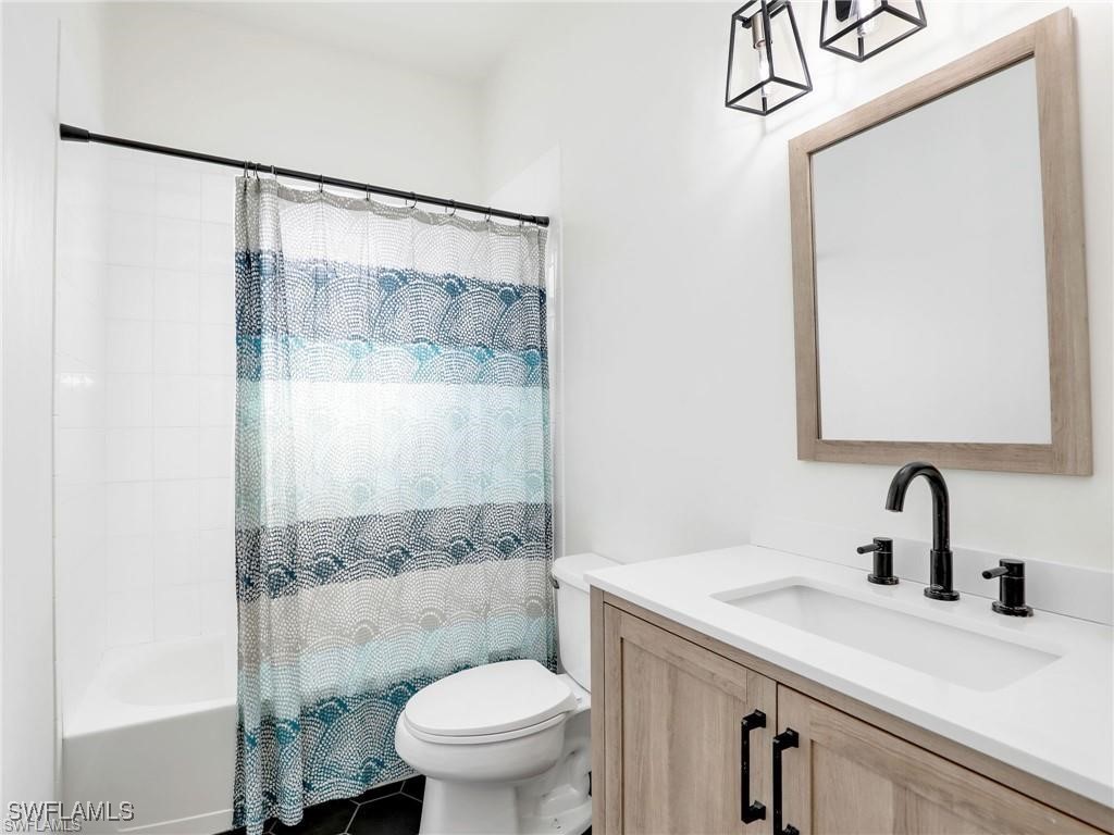 3 Bed Pool Home for Sale in Cedar Creek, photo 36