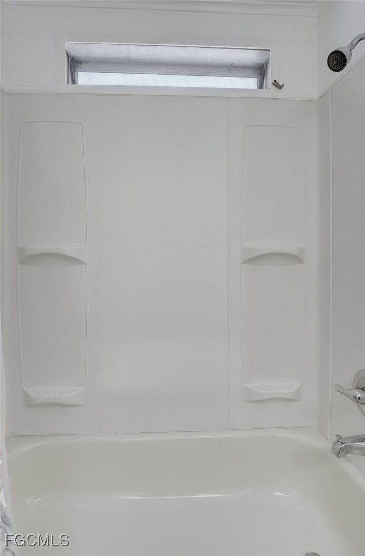 2 Bed ManufacturedHome for Sale in Old Bridge Village, FL — photo 36