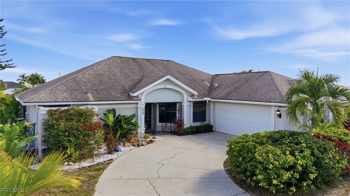 3 Bed Pool Home for Sale in Cape Coral, photo 36
