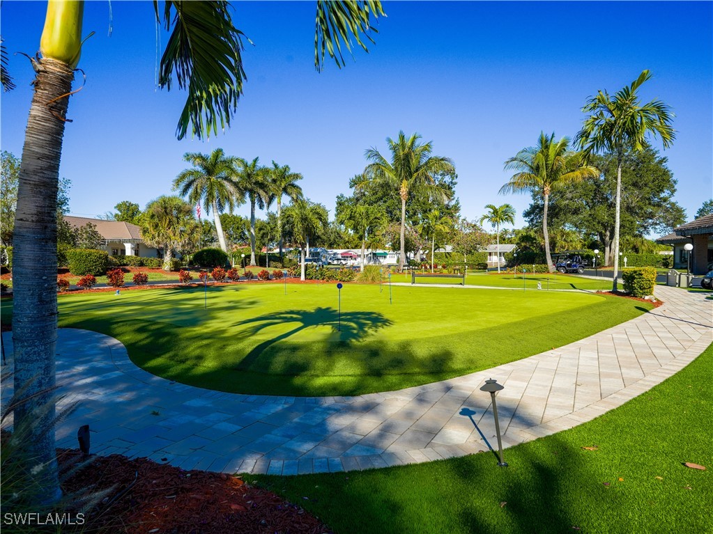 1 Bed Waterfront Home for Sale in Naples, photo 36