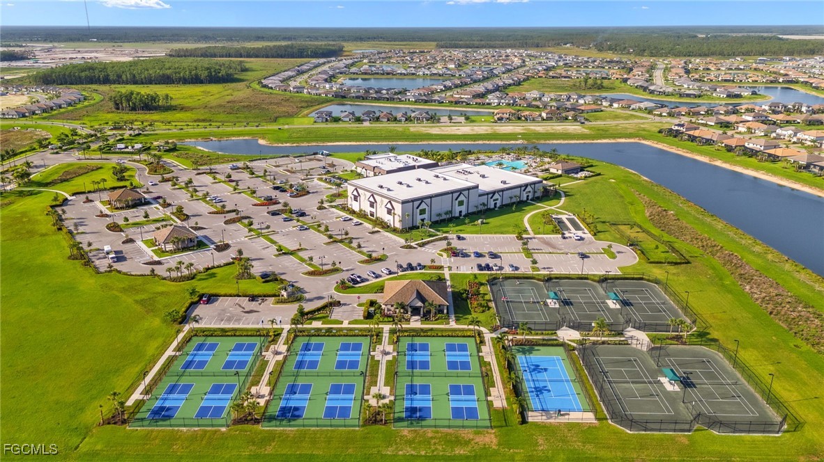 3 Bed SingleFamilyResidence for Sale in Estero, photo 36
