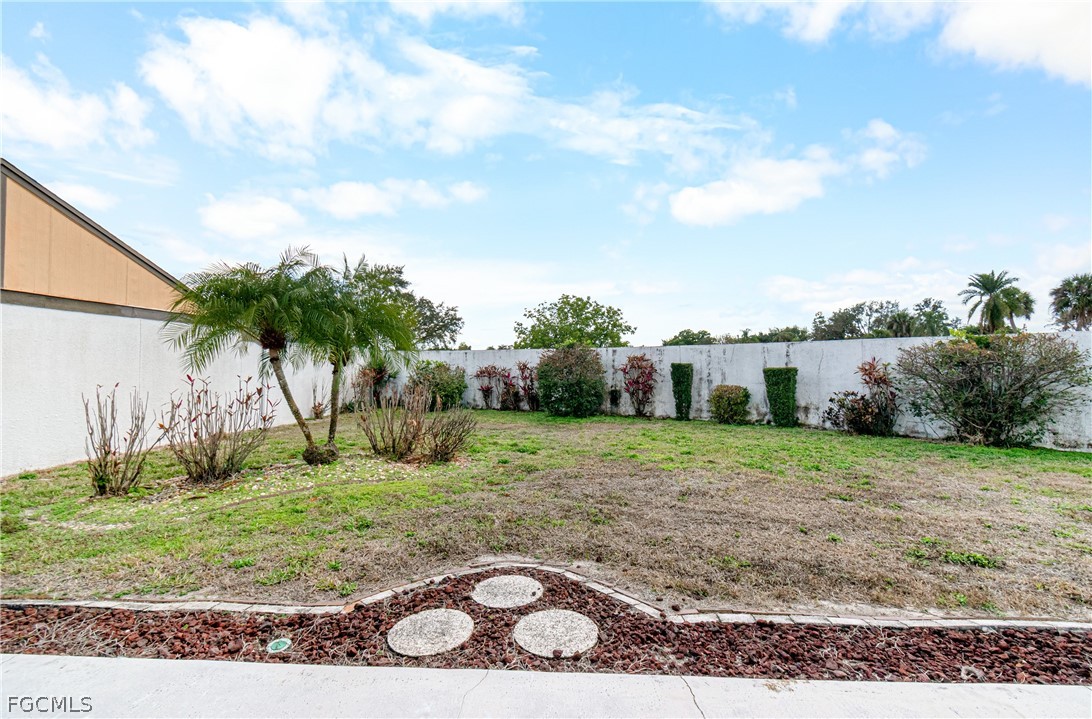 3 Bed SingleFamilyResidence for Sale in Lehigh Acres, photo 36