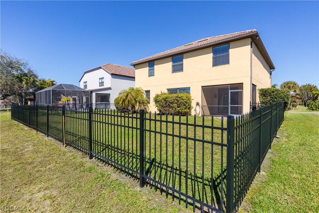 6 Bed Waterfront Home for Sale in Fort Myers, FL, $429,000 — photo 36