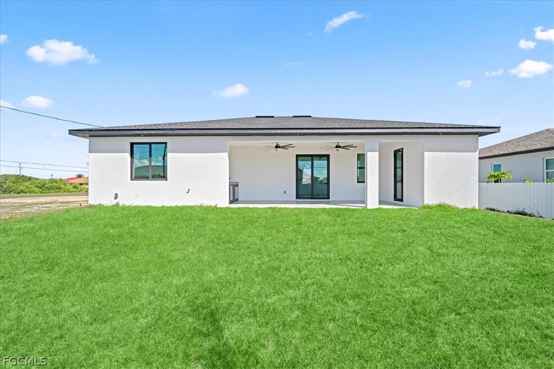 3 Bed SingleFamilyResidence for Sale in Cape Coral, photo 36
