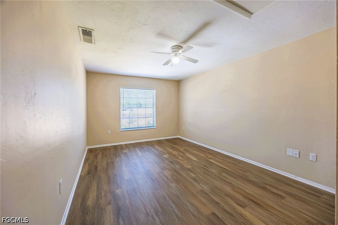 4 Bed SingleFamilyResidence for Sale in Cape Coral, photo 36