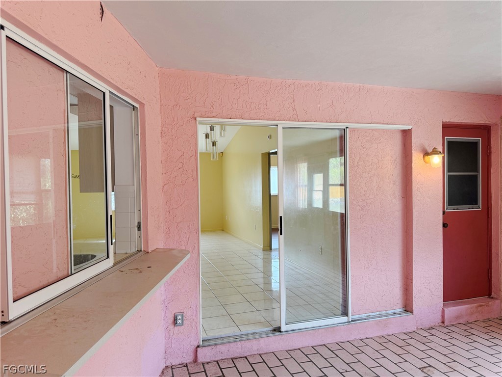 3 Bed SingleFamilyResidence for Sale in Lehigh Acres, photo 36