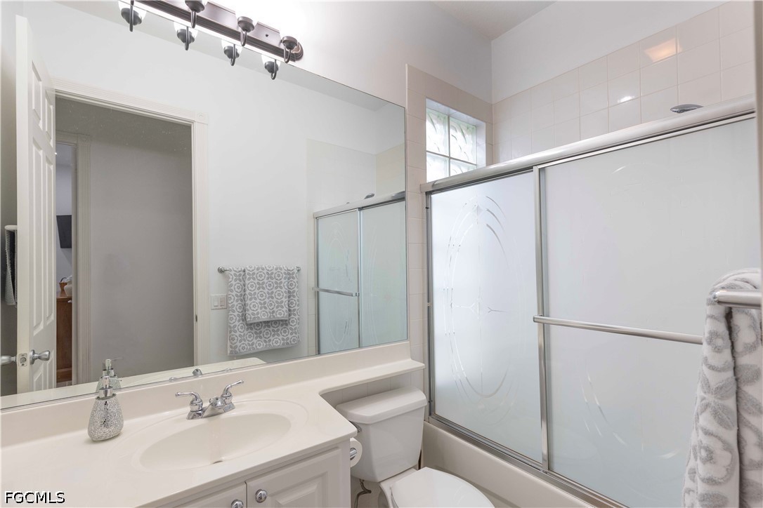 3 Bed Waterfront Home for Sale in Verona Walk, photo 36