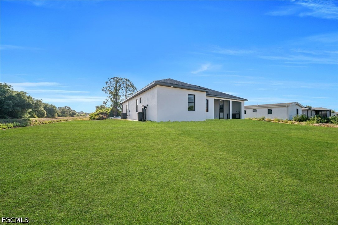3 Bed SingleFamilyResidence for Sale in Lehigh Acres, photo 36