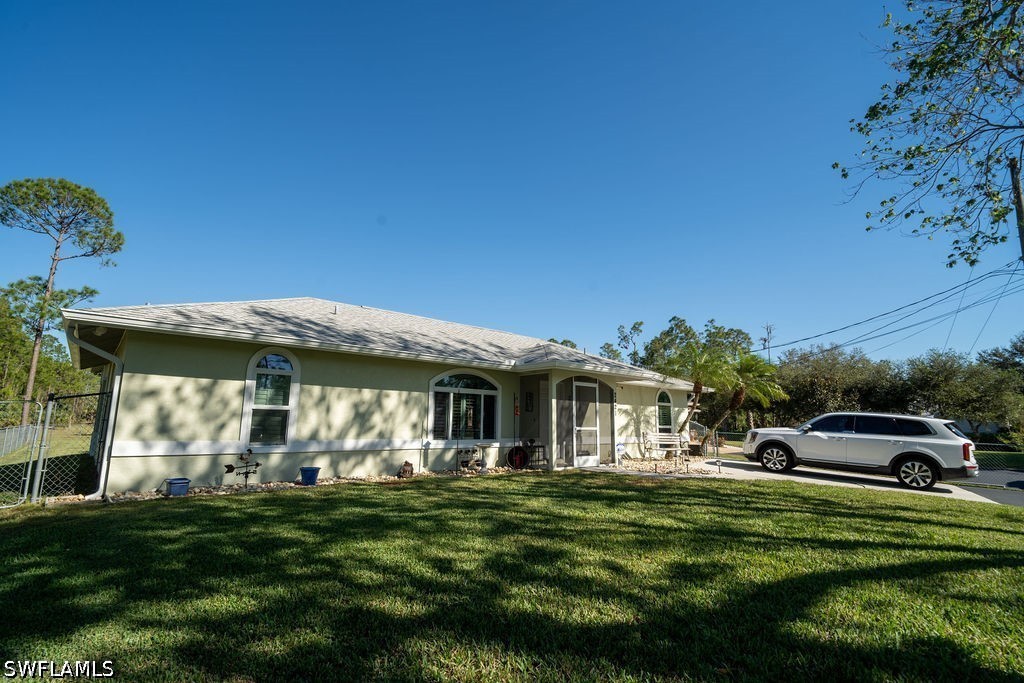 3 Bed SingleFamilyResidence for Sale in Naples, photo 36
